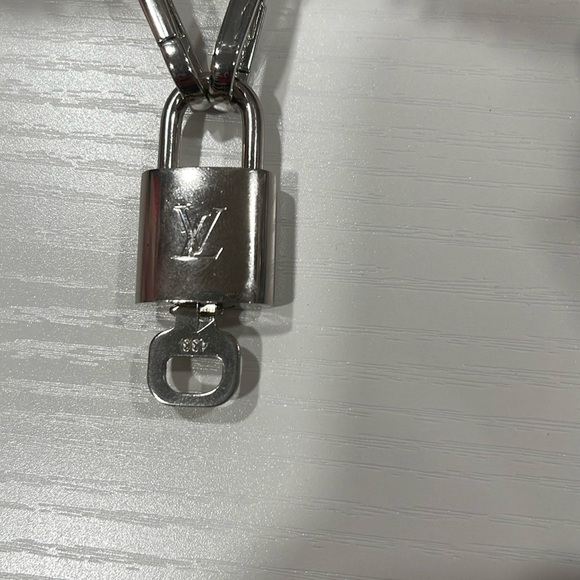 Louis Vuitton Silver Chain Padlock Necklace - Picture 2 of 11